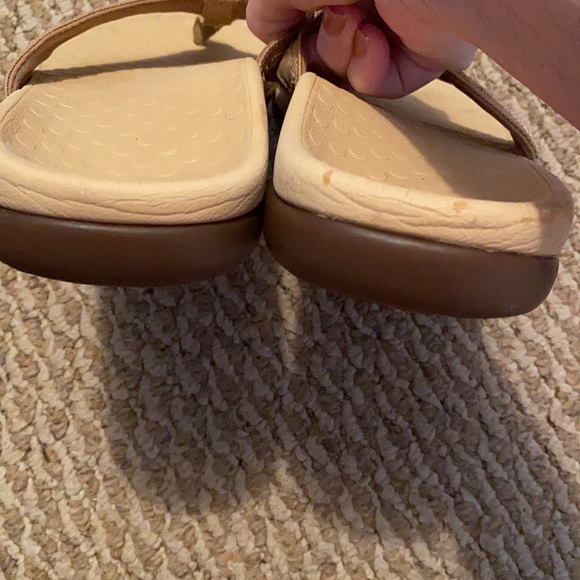 Flip flops - Picture 3 of 6